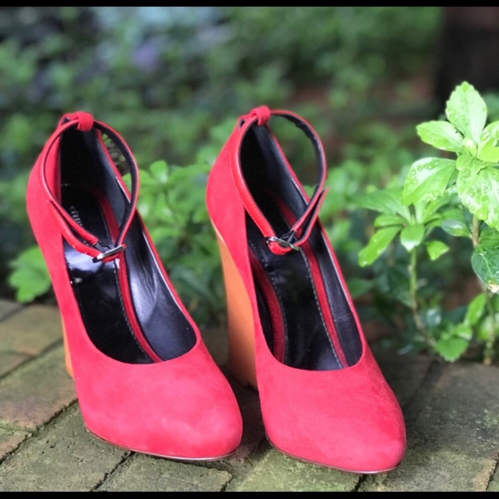 Celine Suede Round-Toe Wedges - Picture 3 of 8